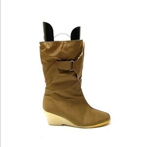 Vintage 1970s khaki nylon vegan shearling snow boots